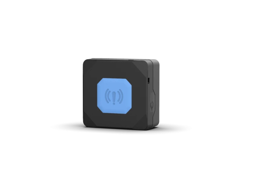GPS Locator: Personal device for tracking